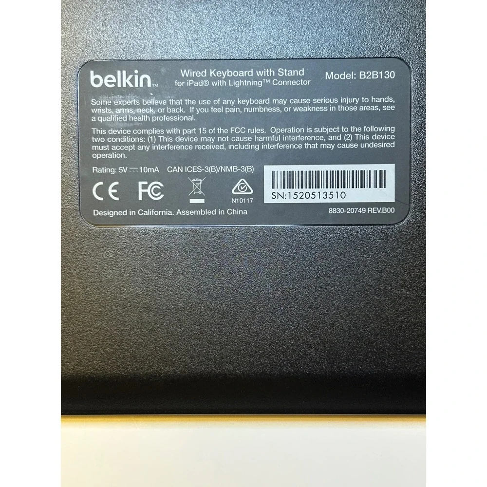 Belkin Wired Keyboard with Stand‎ B2B130 for iPad Lightning Connector Black